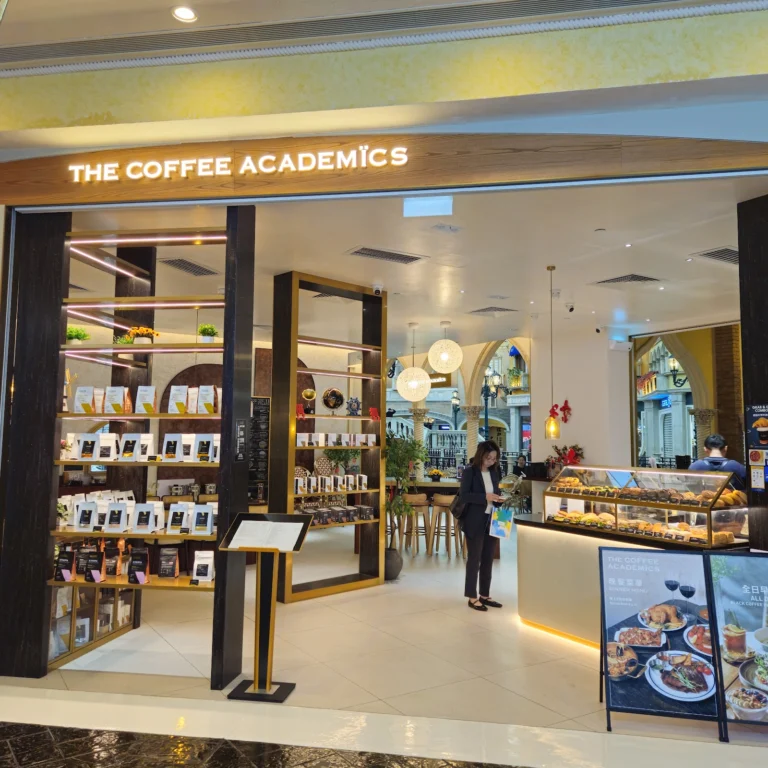 THE COFFE ACADEMICS 입구 사진